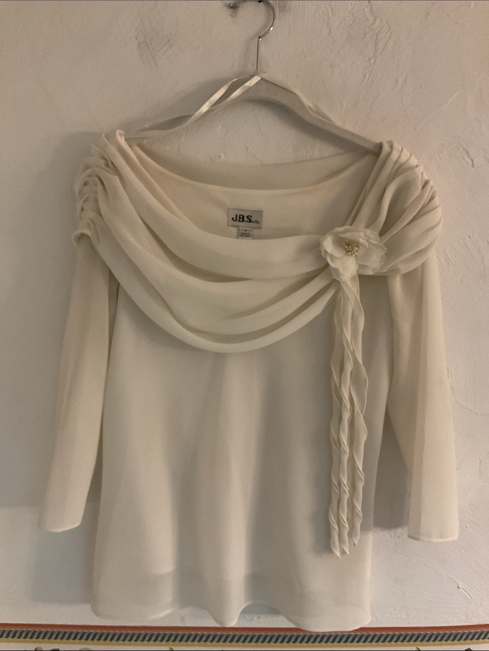 Vintage JBS Ltd. Off The Shoulder Blouse w/Flower Detail, Size S, Cream